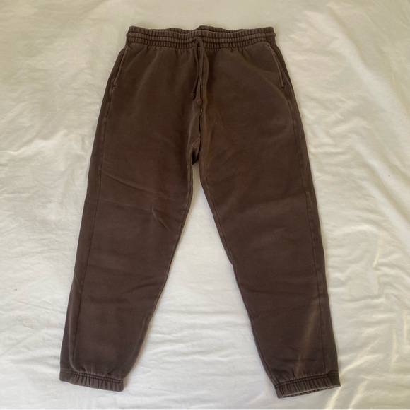 TNA Aritzia Boyfriend Sweatpants - Picture 1 of 3